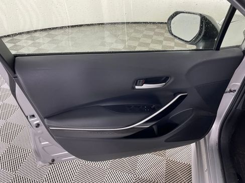 Used 2022 Toyota Corolla XLE FWD image 11