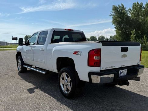 Used 2011 Chevrolet Silverado 2500 LTZ w/ Snow Plow Prep Package AWD/4WD image 5