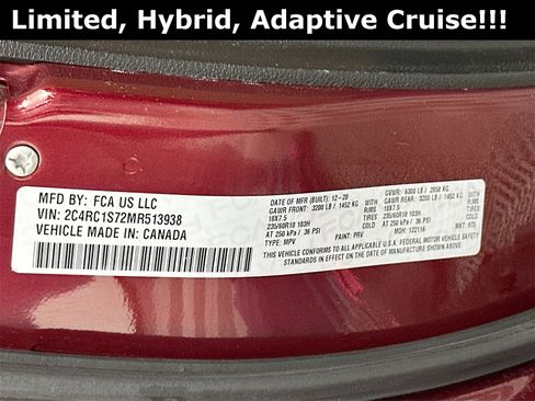 Used 2021 Chrysler Pacifica Limited image 35