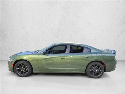 Used 2021 Dodge Charger SXT w/ Blacktop Package RWD image 8