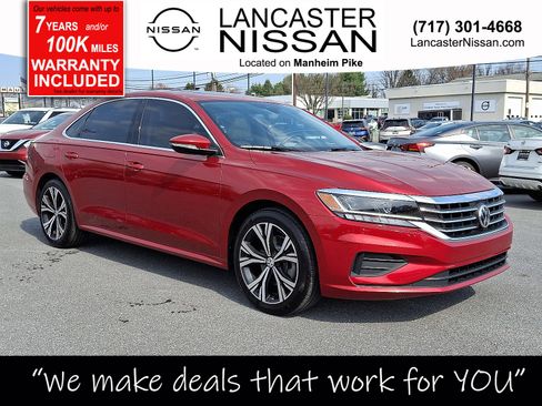 Used 2021 Volkswagen Passat 2.0T SE FWD image 1