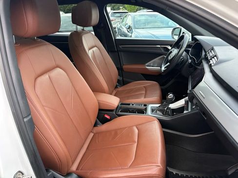 Used 2021 Audi Q3 2.0T Premium w/ Convenience Package AWD/4WD image 12