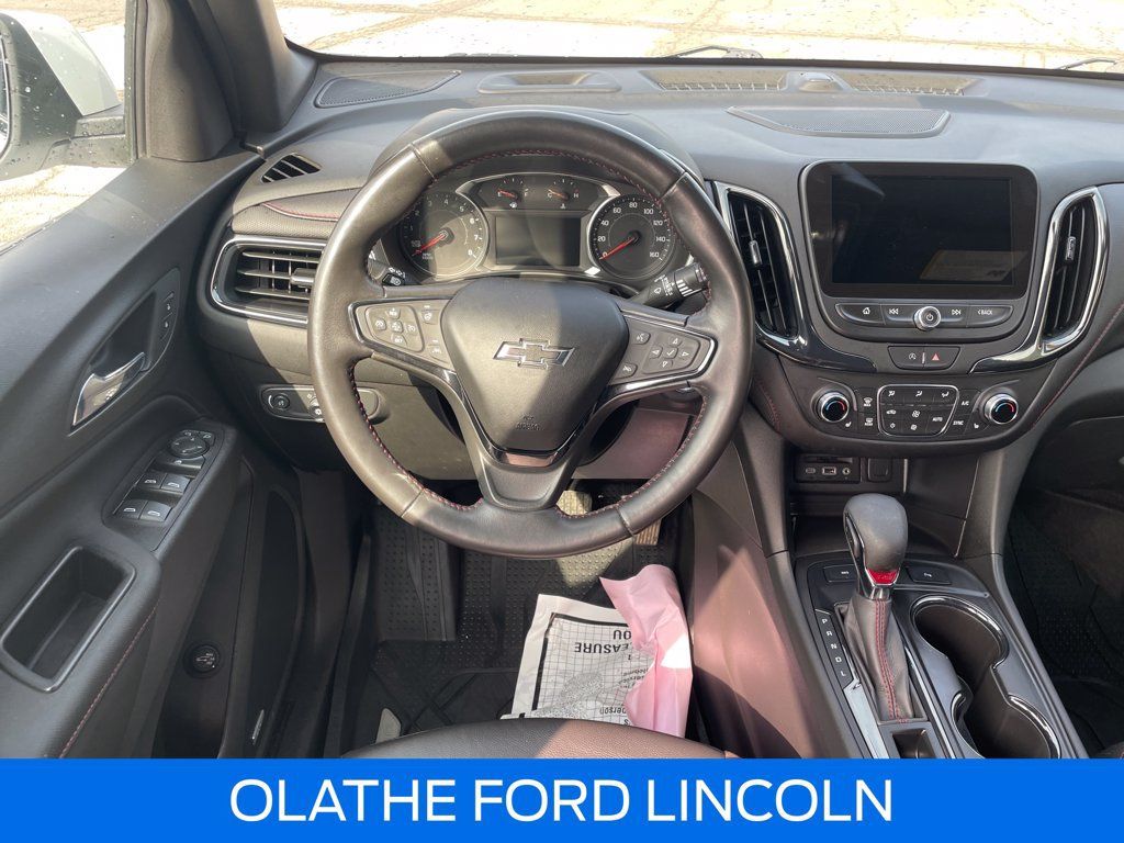 Used 2022 Chevrolet Equinox RS w/ RS Leather Package AWD/4WD image 18