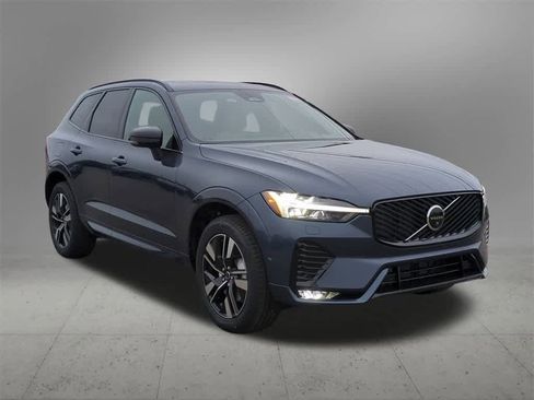 New 2026 Volvo XC60 B5 Plus w/ Protection Package Premier image 8