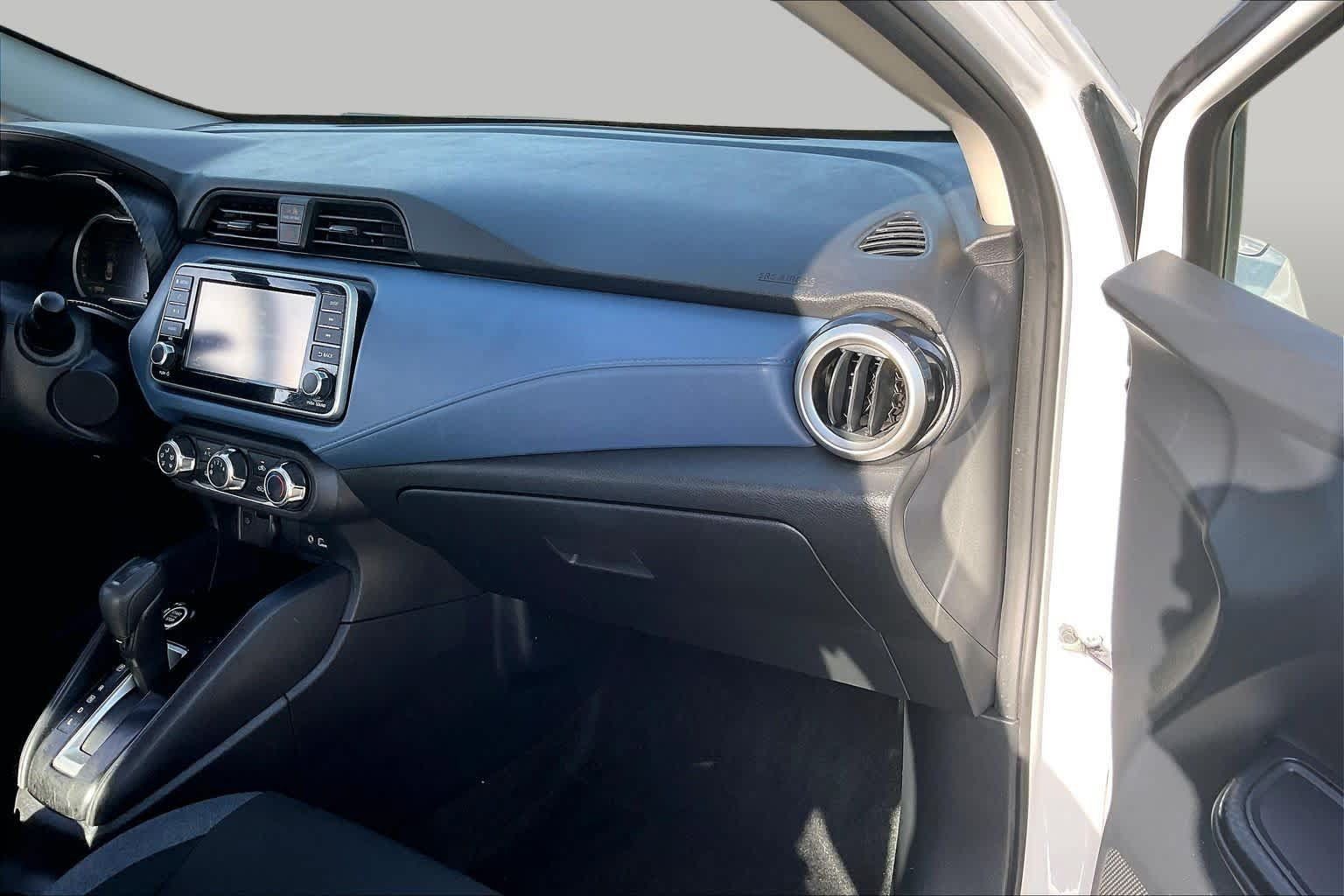 Used 2024 Nissan Versa SV w/ Trunk Package FWD image 18