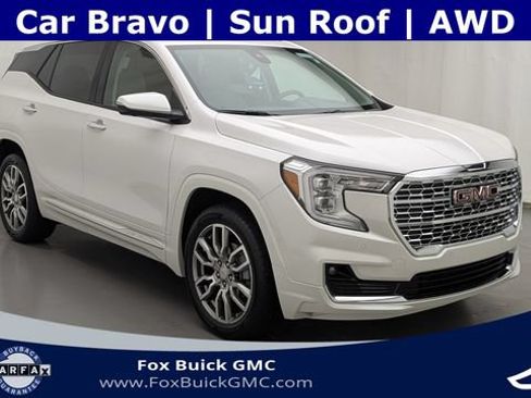 Certified 2023 GMC Terrain Denali w/ Denali Premium Package AWD/4WD image 4