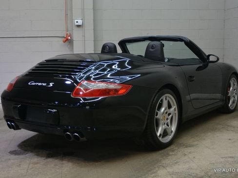 Used 2006 Porsche 911 Carrera S RWD image 8