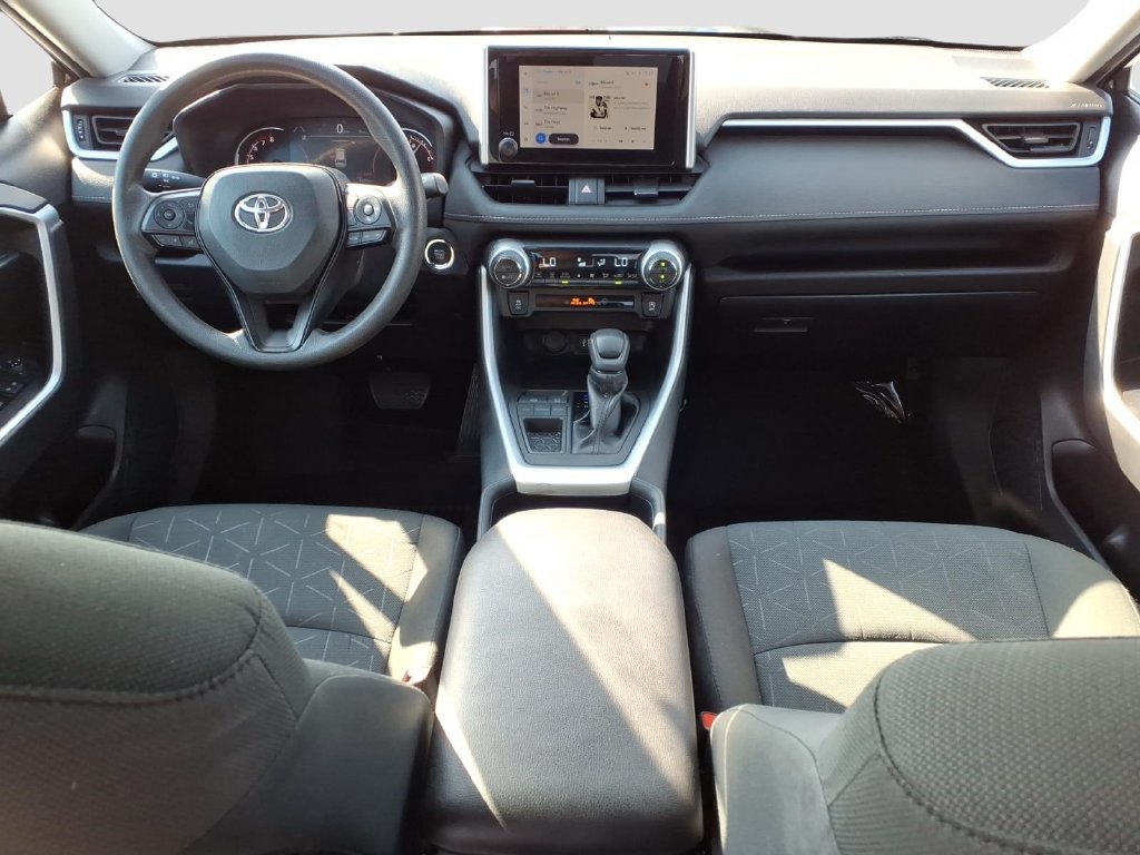Used 2023 Toyota RAV4 XLE FWD image 12