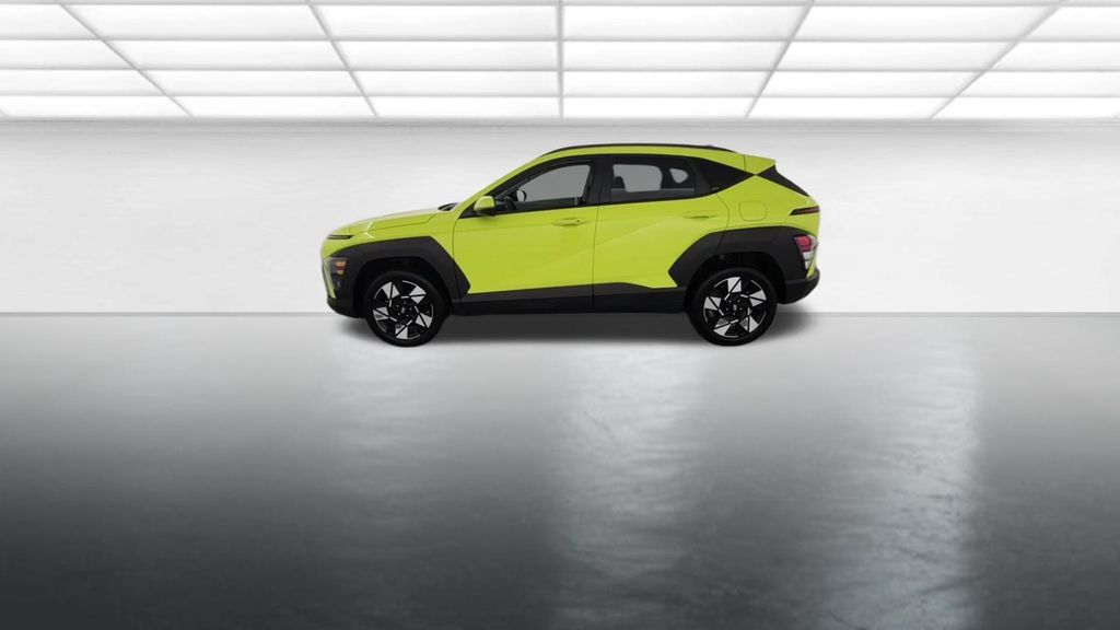 Used 2024 Hyundai Kona SEL AWD/4WD image 5