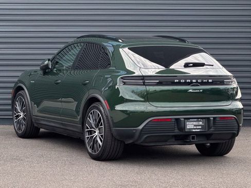Used 2024 Porsche Macan 4 Electric AWD/4WD image 3