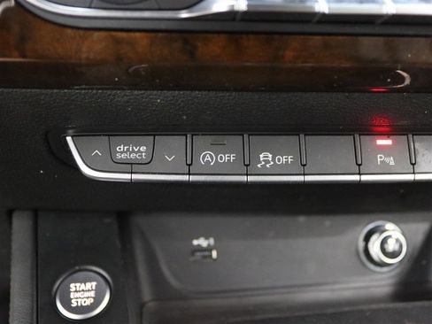 Used 2019 Audi A4 2.0T Premium Plus w/ Premium Plus Package image 30