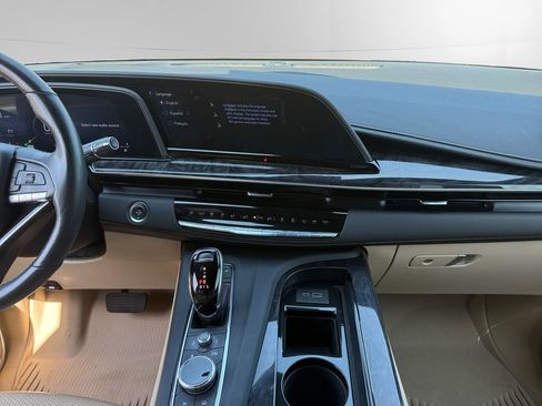 Used 2021 Cadillac Escalade ESV Premium Luxury image 11