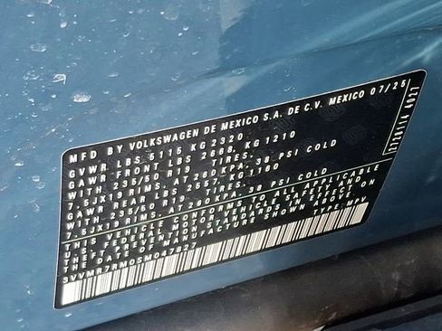 Used 2025 Volkswagen Tiguan SE w/ Panoramic Sunroof Package image 26