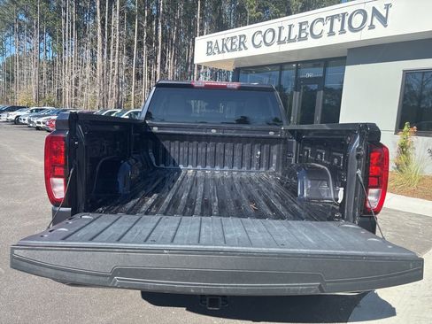 Used 2024 GMC Sierra 1500 Elevation image 15