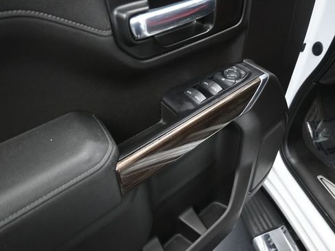 Used 2020 Chevrolet Silverado 1500 LT w/ All-Star Edition image 10