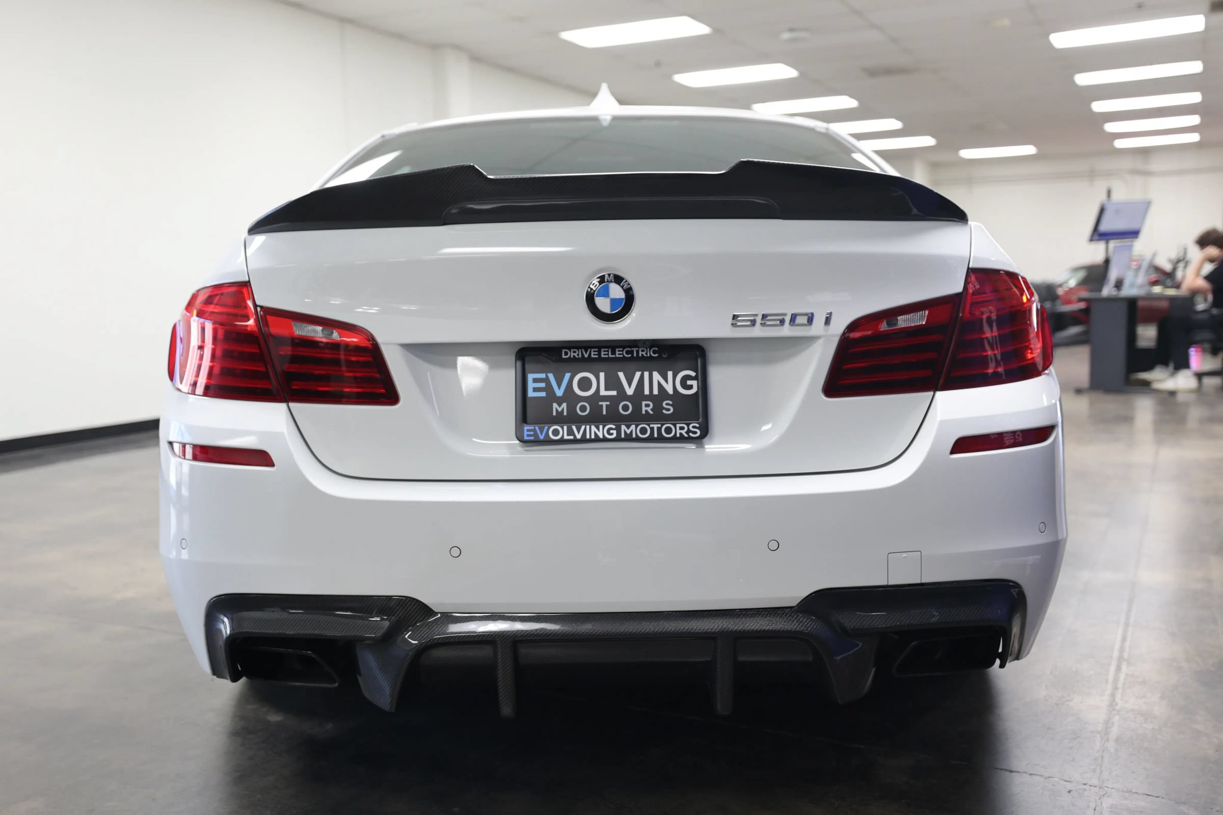 Used 2014 BMW 550i Sedan RWD image 11