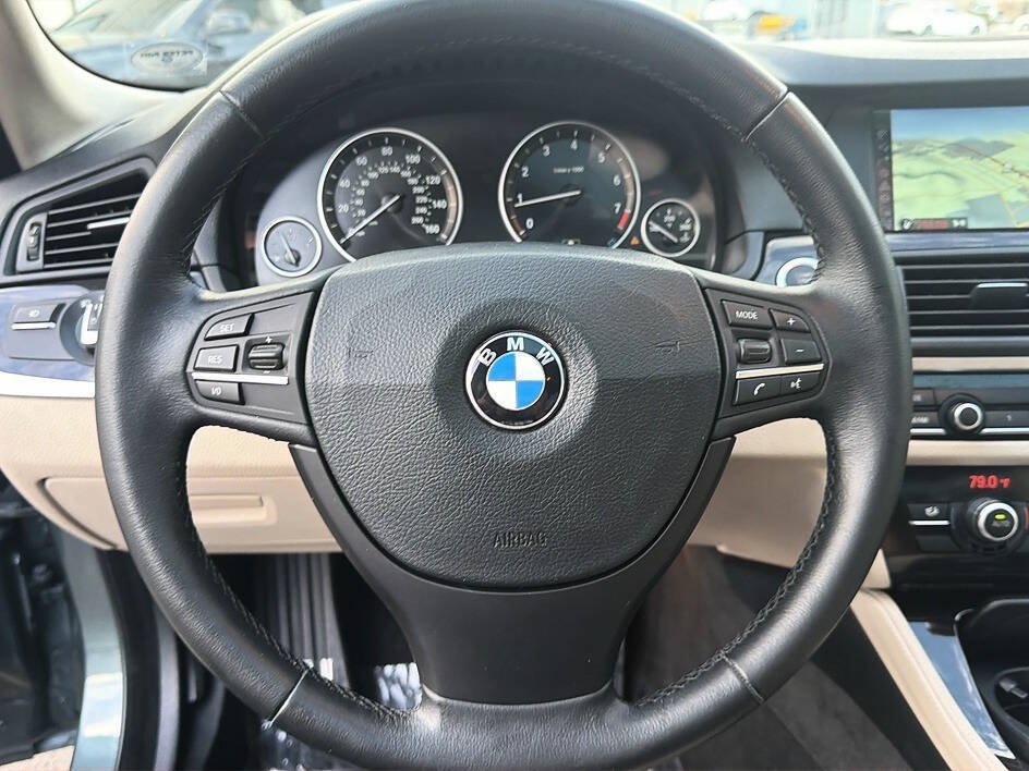 Used 2011 BMW 535i Sedan RWD image 6