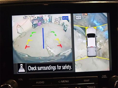 Used 2022 Nissan Frontier PRO-4X w/ Pro-4X Premium Package image 23