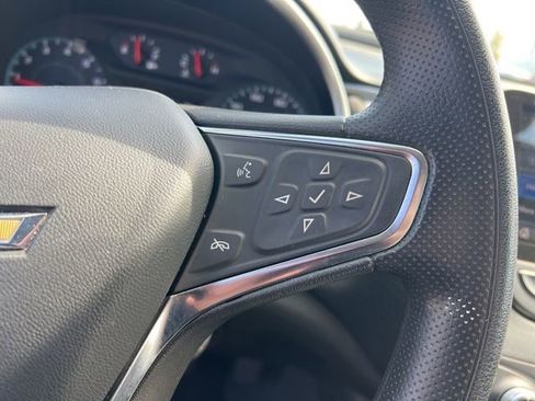 Used 2024 Chevrolet Malibu LT image 15