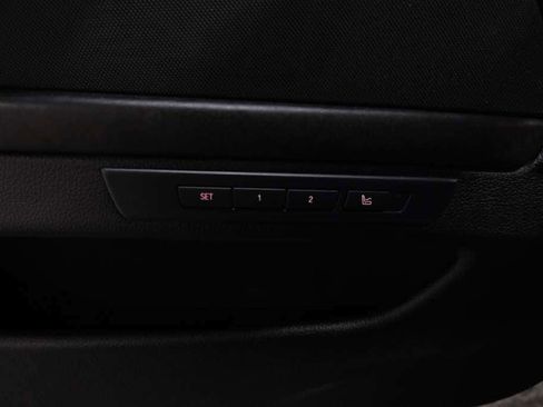 Used 2016 BMW 550i xDrive Sedan image 19