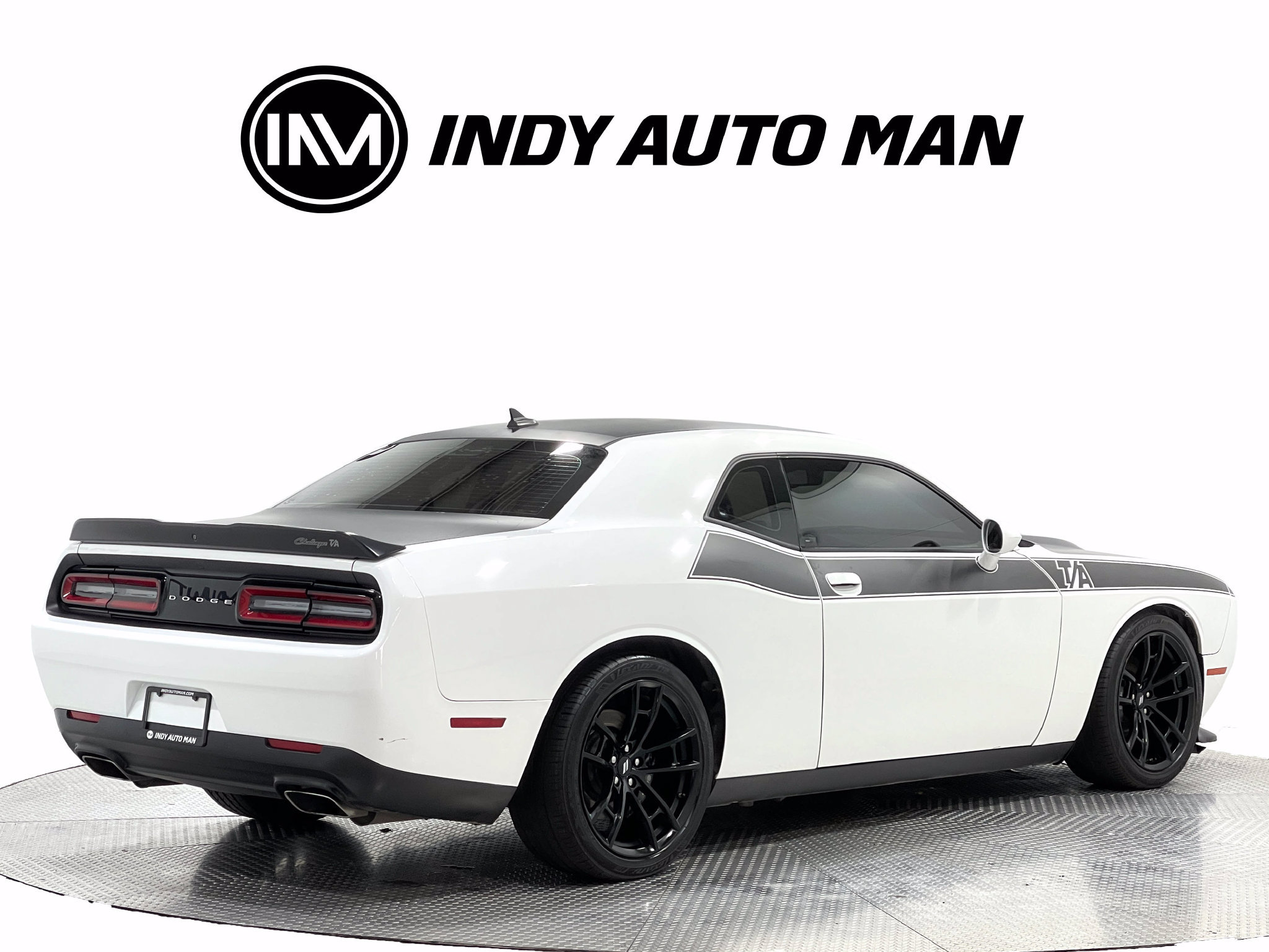 Used 2021 Dodge Challenger R/T Scat Pack w/ T/A Package RWD image 4
