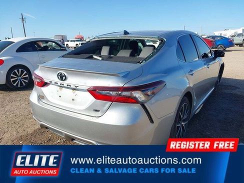 Used 2021 Toyota Camry SE image 7