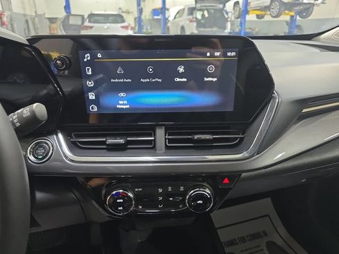 New 2026 Chevrolet Trax ACTIV w/ Driver Confidence Package FWD image 20