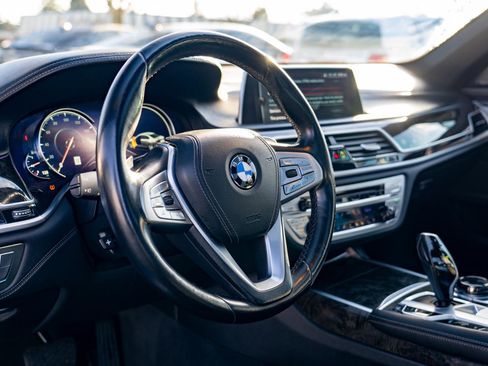 Used 2017 BMW 740e xDrive w/ Executive Package image 12