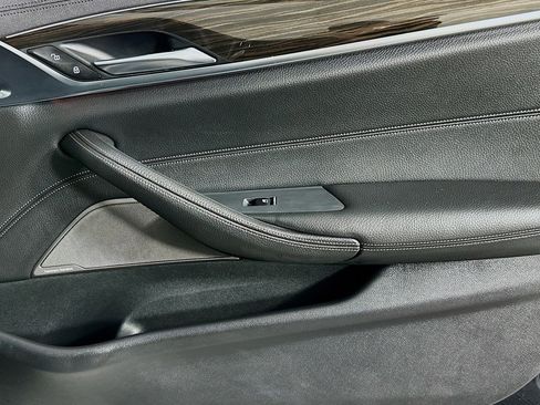 Used 2018 BMW 540i RWD image 23