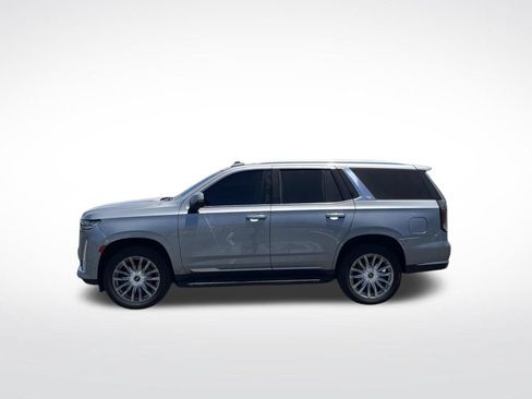 Used 2024 Cadillac Escalade Premium Luxury AWD/4WD image 8