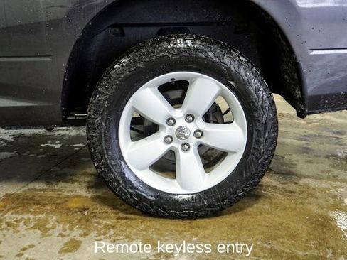 Used 2023 RAM 1500 Classic SLT image 5