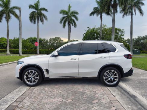 Used 2025 BMW X5 sDrive40i w/ Parking Assistance Package RWD image 21