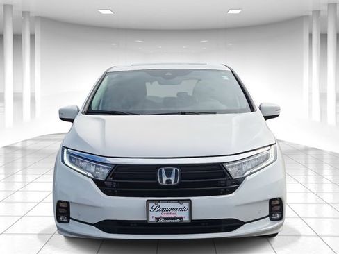 Used 2023 Honda Odyssey Touring image 5