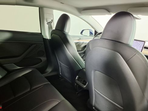 Used 2023 Tesla Model 3 Standard Range RWD image 11