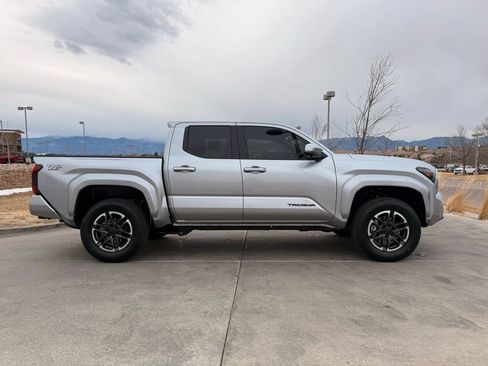 Used 2026 Toyota Tacoma TRD Sport w/ TRD Sport Premium Package image 8