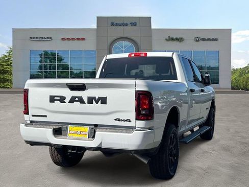 New 2026 RAM 2500 Big Horn AWD/4WD image 4