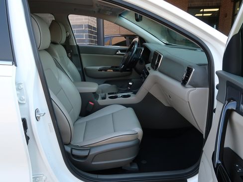 Used 2019 Kia Sportage EX w/ EX Premium Package FWD image 38
