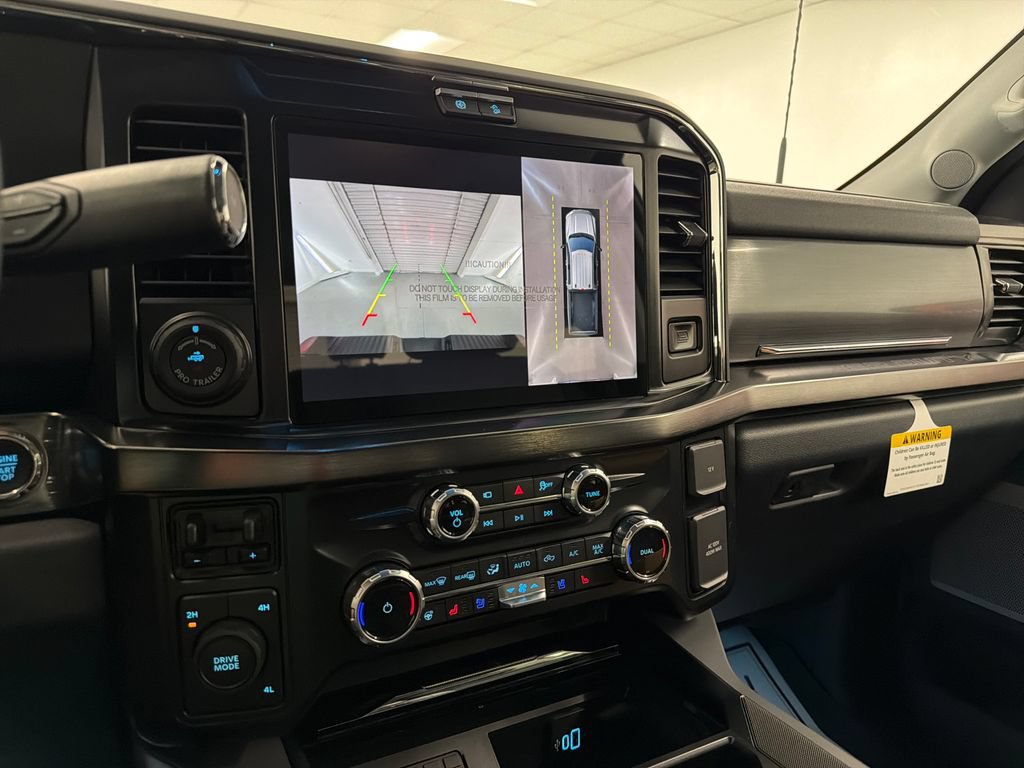 Used 2026 Ford F350 Lariat w/ Lariat Ultimate Package AWD/4WD image 18