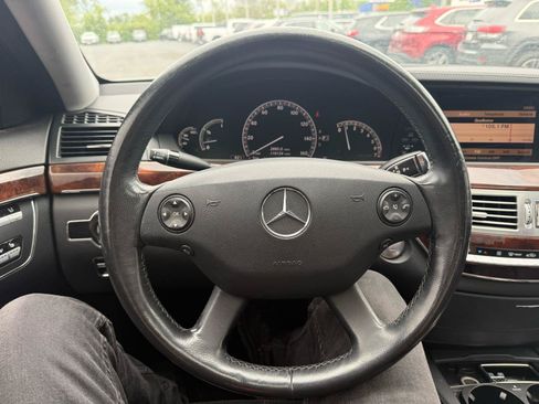 Used 2007 Mercedes-Benz S 550 image 13