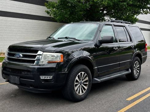 Used 2015 Ford Expedition XLT AWD/4WD image 1