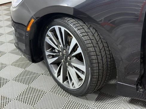 Used 2020 Lincoln MKZ Reserve image 11