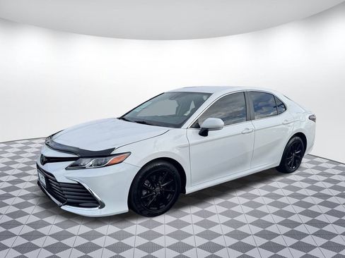Used 2021 Toyota Camry LE w/ Cold Weather Package image 3