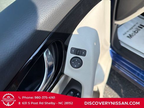 Certified 2022 Nissan Rogue Sport SL AWD/4WD image 11