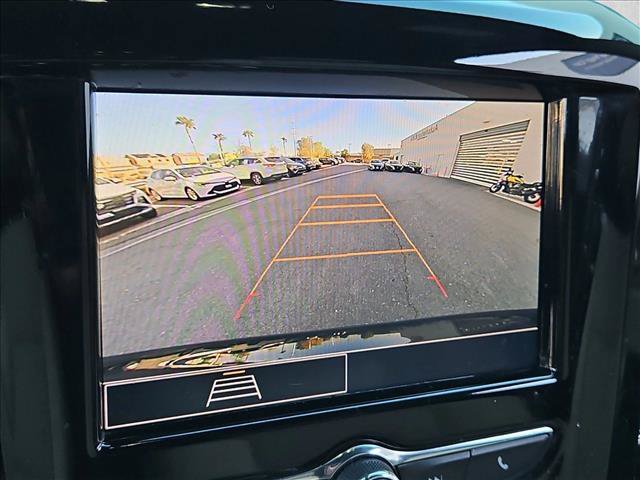 Used 2022 Chevrolet Traverse LS FWD image 13
