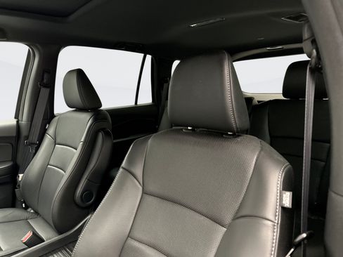 Used 2023 Honda Passport EX-L image 11