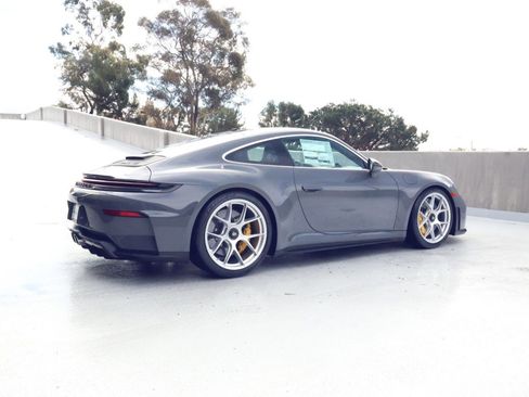 New 2026 Porsche 911 GT3 image 8