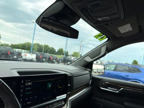 Used 2023 Chevrolet Silverado 1500 LT AWD/4WD image 36