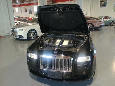 Used 2013 Rolls-Royce Ghost Extended Wheelbase image 42