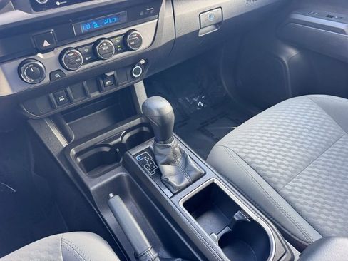 Used 2023 Toyota Tacoma SR AWD/4WD image 28