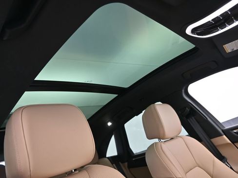 New 2026 Porsche Macan AWD/4WD image 19